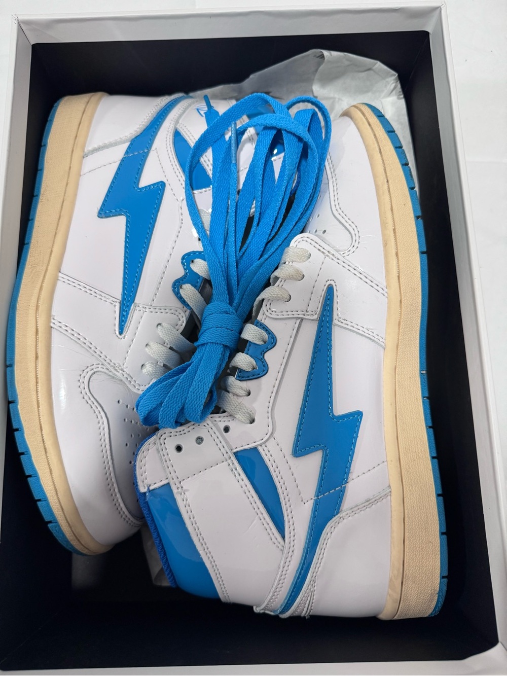 White & Blue High-Top Men's Sneakers with Lightning Accent